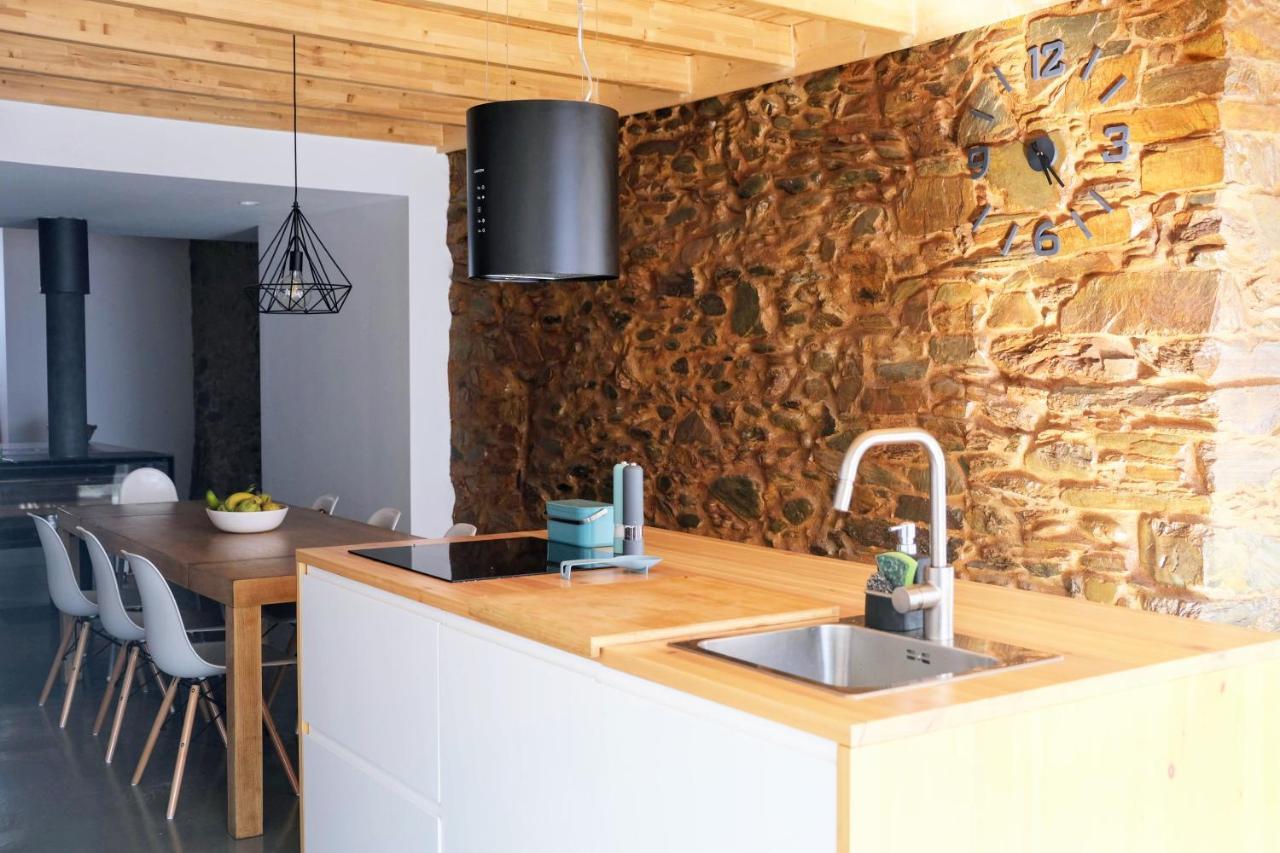 Casa Da Ribeira Guesthouse Cha de Alvares エクステリア 写真