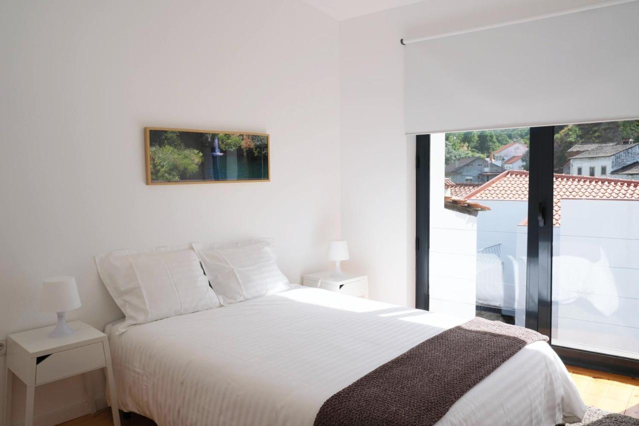 Casa Da Ribeira Guesthouse Cha de Alvares エクステリア 写真